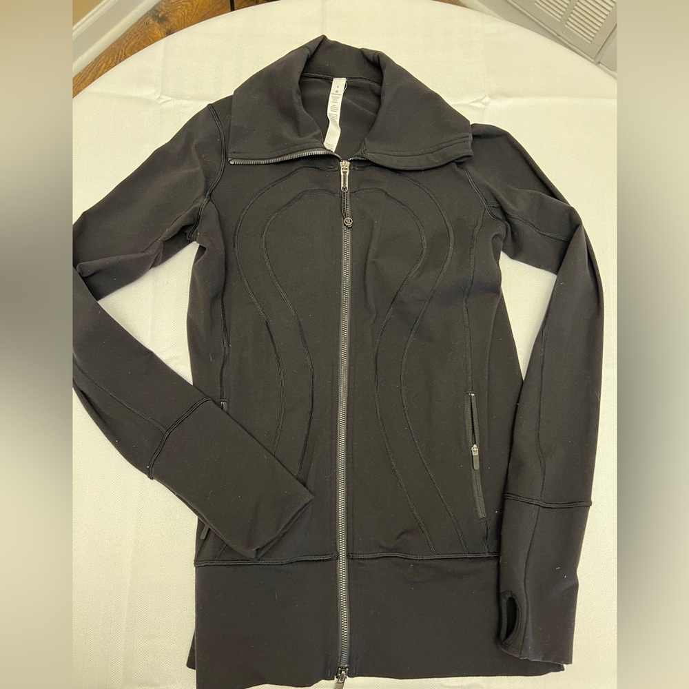 Lululemon Define Tunic zip up